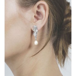 Gold Diamond Ring For Woman